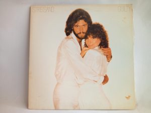 Tienda de vinilos chile, Streisand: Guilty, Barry Gibb, discos vinilos baratos chile, venta vinilo pop, vinilos usados baratos