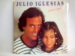 Tienda de vinilos | Julio Iglesias: De Niña A Mujer, Julio Iglesias, vinilos de Julio Iglesias, Tienda de vinilos, discos de vinilo baratos, vinilos música popular, cantantes españoles vinilos, vinilos usados