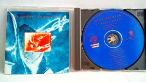 Tiendas de CD en Santiago - Dire Straits: On Every Street (CD), Dire Straits, venta de CD de Dire Straits, Rock, Pop-Rock, Rock Clásico, CD originales de Rock, Pop-Rock, CD originales de Rock Clásico, Venta CD de rock originales, Venta CD Rock Chile, CD originales baratos, Tienda de CD y vinilos Santiago