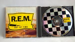 Tiendas de CD en Santiago | R.E.M.: Out Of Time (CD), R.E.M., Venta de CD R.E.M., CD original de R.E.M., CD importado de R.E.M., Venta de CD originales importados, CD de música importados, Tienda de vinilos y CD, Venta CD Chile, Venta CD originales baratos, Disquería de CD Chile